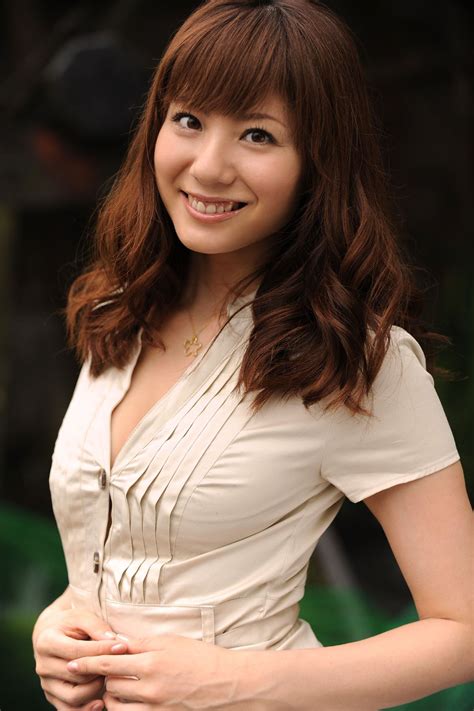 麻美ゆま .